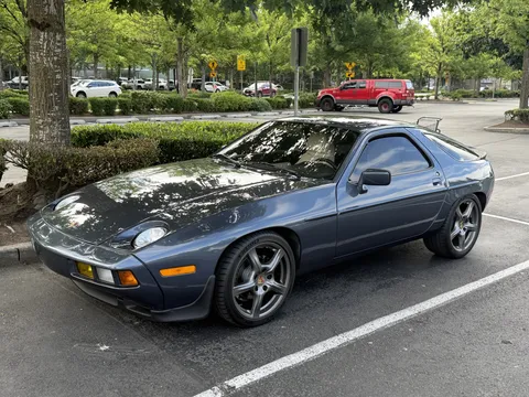 1982 Porsche 928 Base