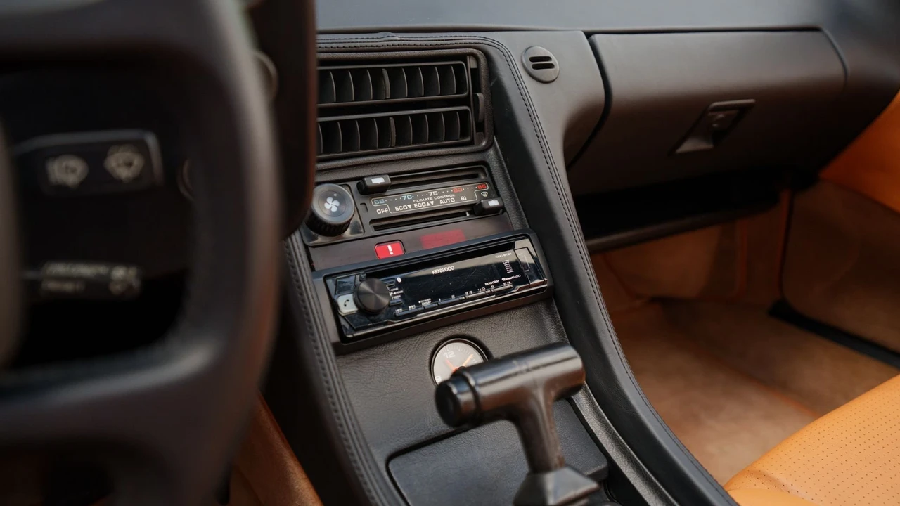 1982 Porsche 928 - Image 29 of 31