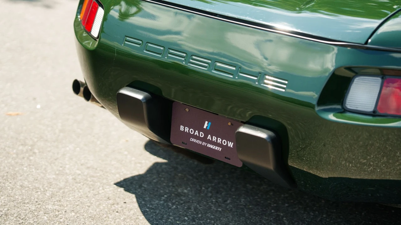 1982 Porsche 928 - Image 21 of 31