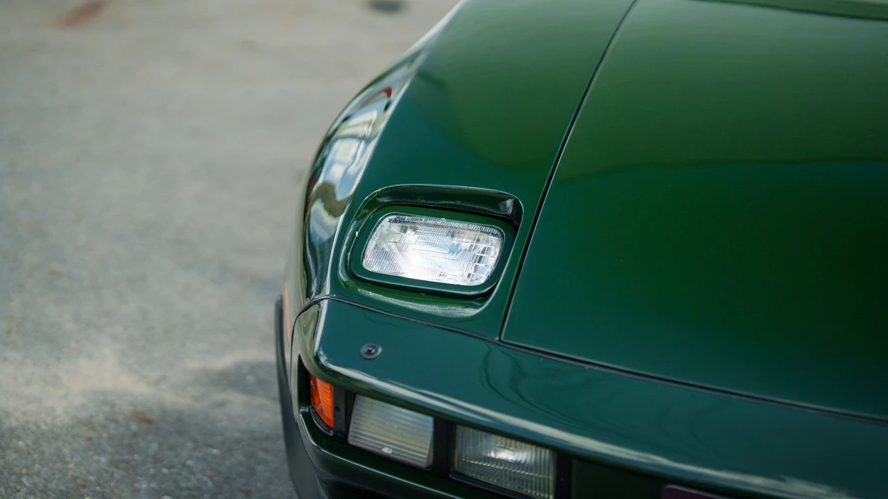 1982 Porsche 928 - Image 9 of 31