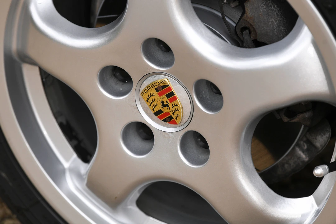 1982 Porsche 928 - Image 8 of 31