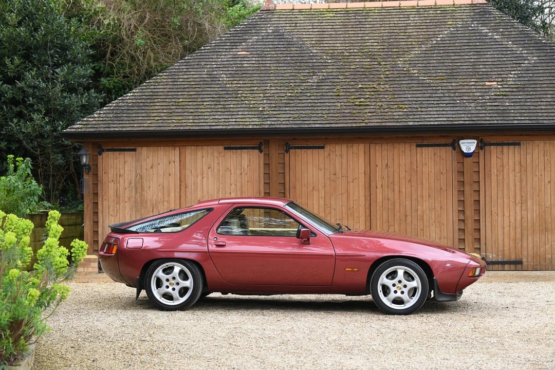 1982 Porsche 928 - Image 22 of 31
