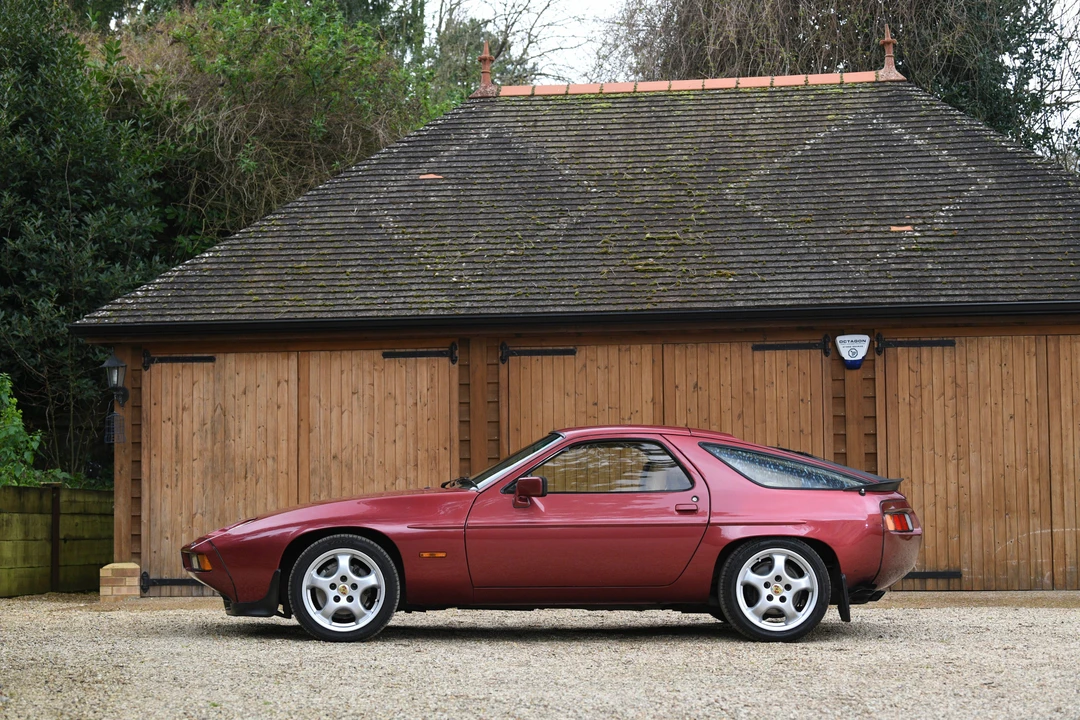 1982 Porsche 928 - Image 9 of 31