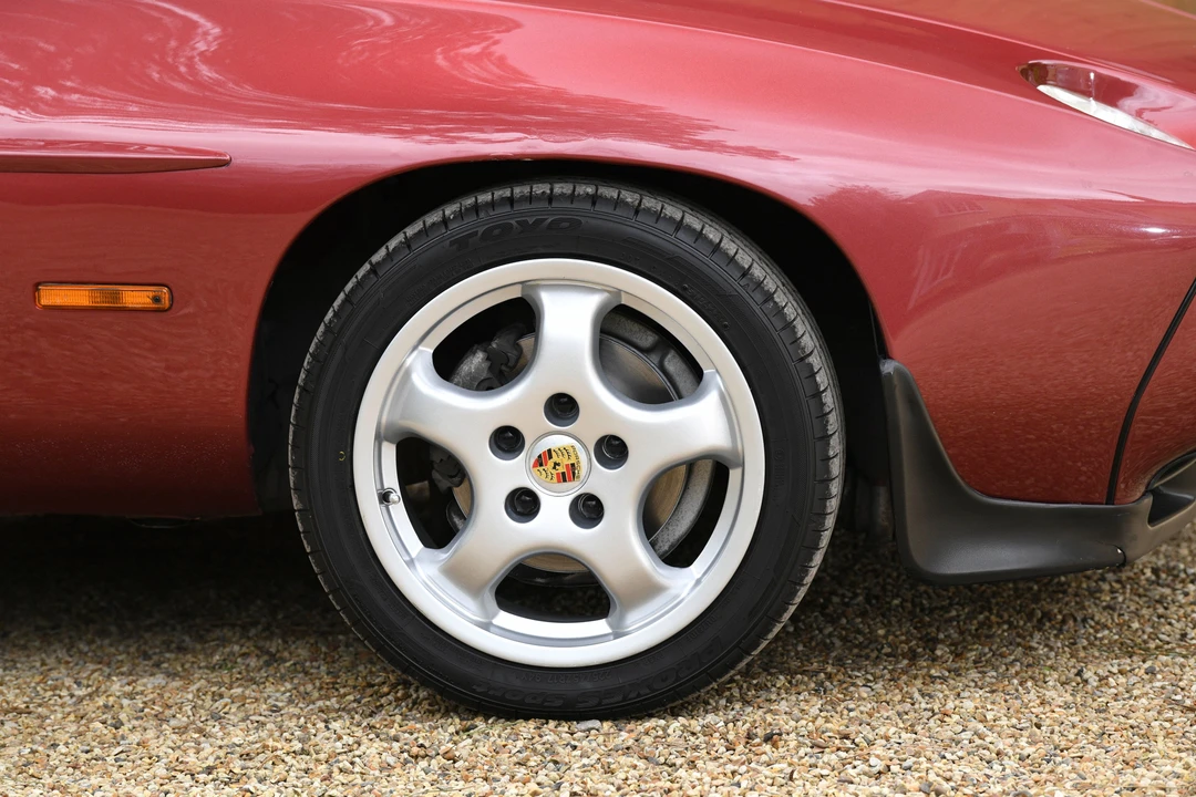 1982 Porsche 928 - Image 19 of 31