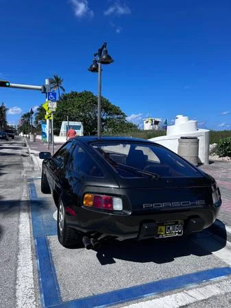 1982 Porsche 928 - Image 7 of 13