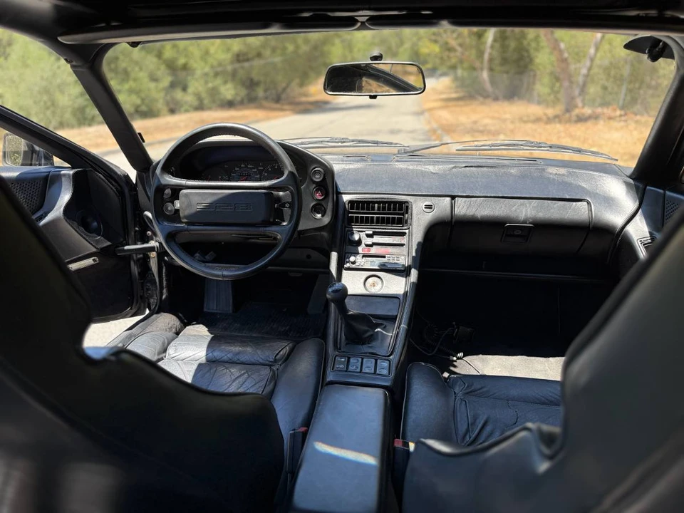 1982 Porsche 928 - Image 17 of 20