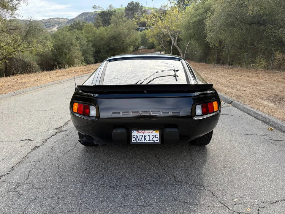 1982 Porsche 928 - Image 7 of 20