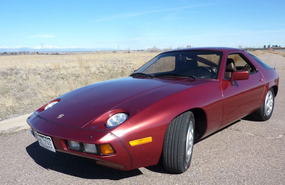 1982 Porsche 928 - Image 7 of 13