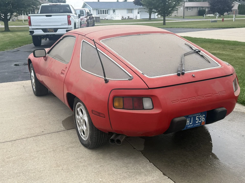 1982 Porsche 928 - Image 8 of 31