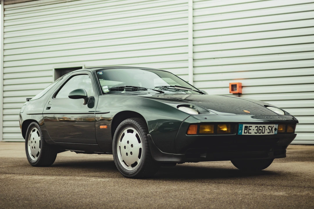 1982 Porsche 928 S - Image 2 of 31