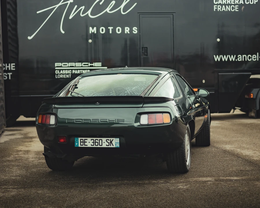 1982 Porsche 928 S - Image 7 of 31