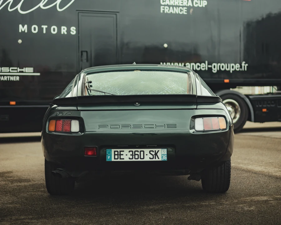 1982 Porsche 928 S - Image 6 of 31
