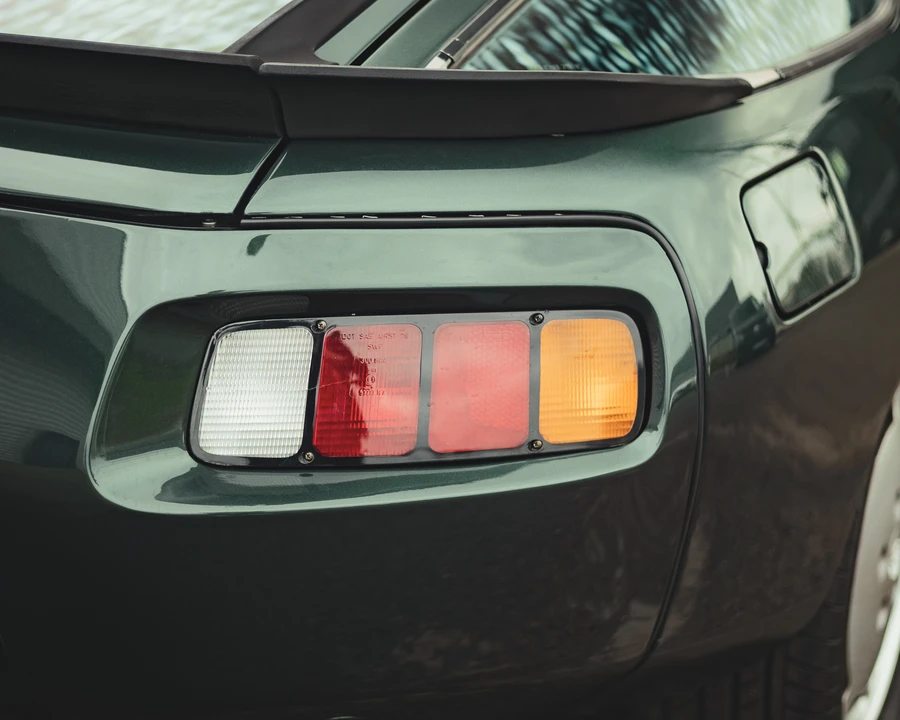1982 Porsche 928 S - Image 25 of 31