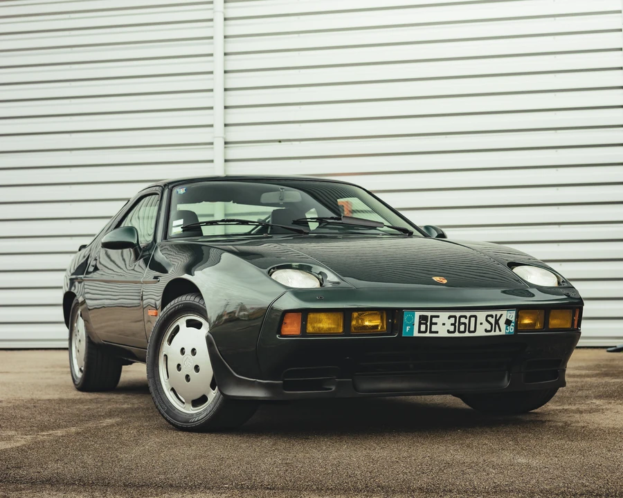 1982 Porsche 928 S - Image 9 of 31