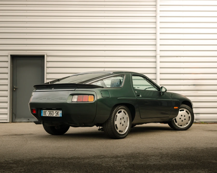 1982 Porsche 928 S - Image 14 of 31
