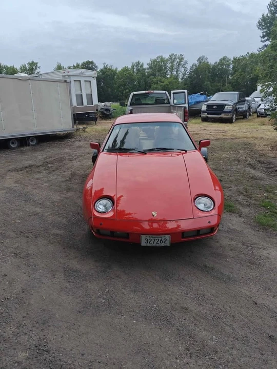 1982 Porsche 928 - Image 8 of 9