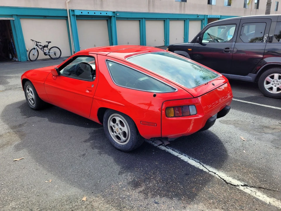 1982 Porsche 928 - Image 5 of 8