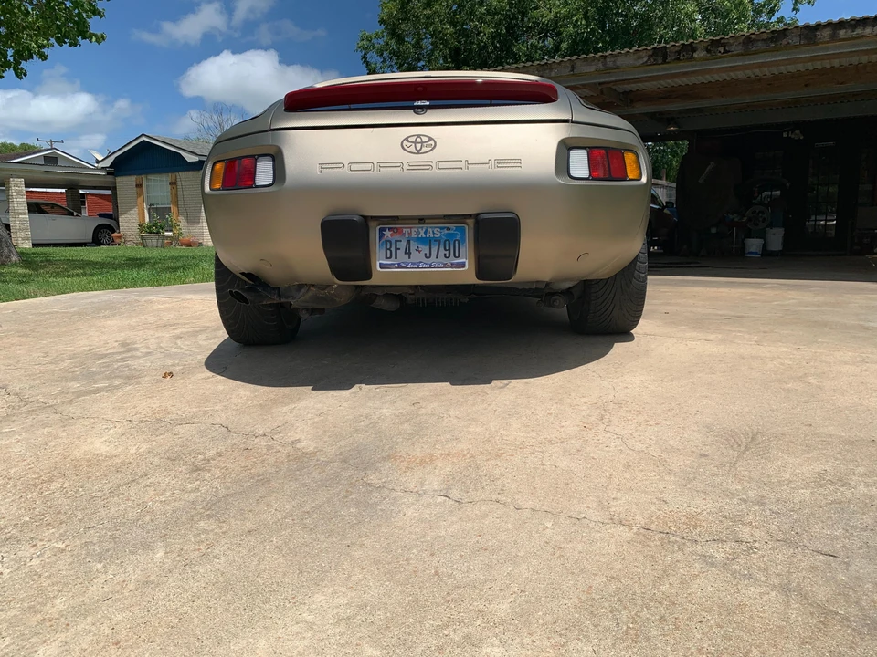 1982 Porsche 928 - Image 15 of 31