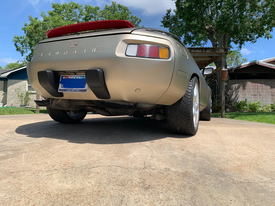 1982 Porsche 928 - Image 19 of 31