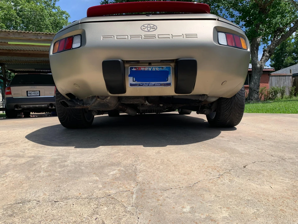 1982 Porsche 928 - Image 16 of 31