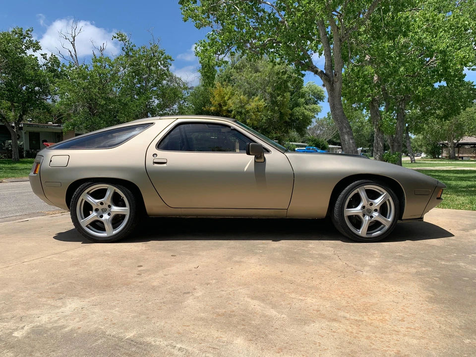 1982 Porsche 928 - Image 23 of 31
