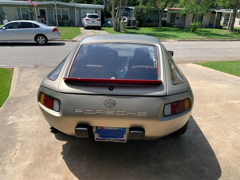 1982 Porsche 928 - Image 18 of 31