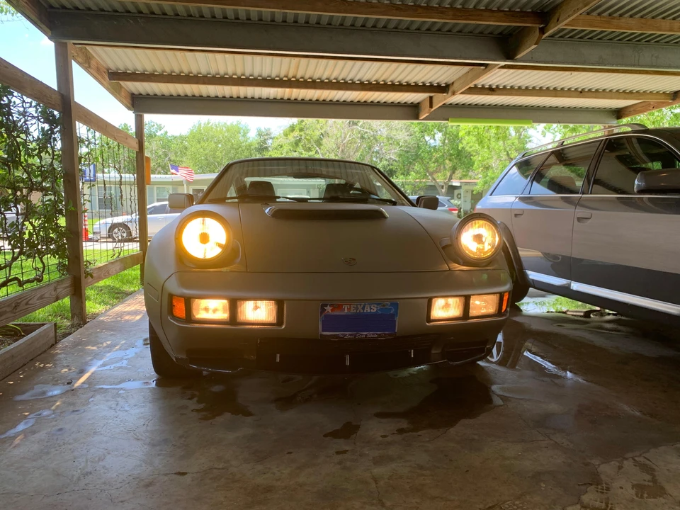 1982 Porsche 928 - Image 30 of 31