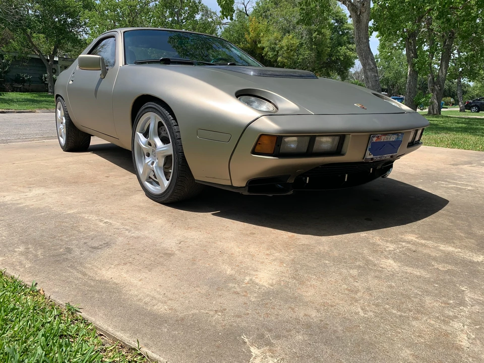 1982 Porsche 928 - Image 26 of 31