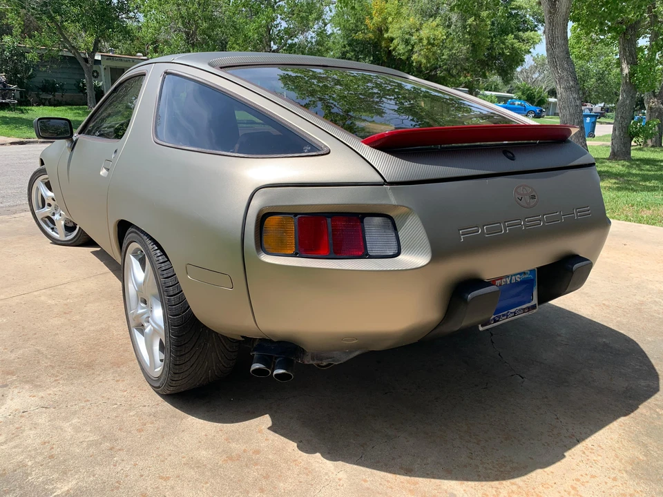 1982 Porsche 928 - Image 13 of 31