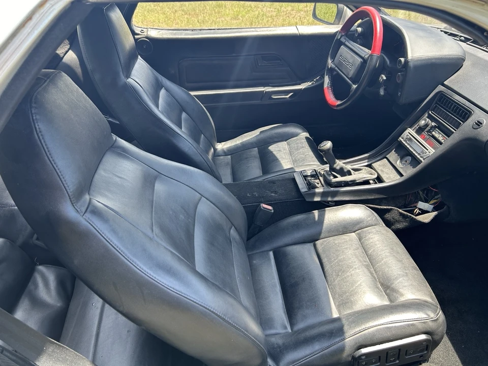 1982 Porsche 928 - Image 7 of 11