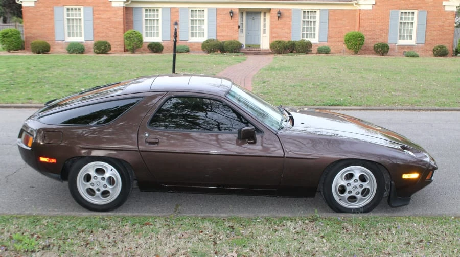 1982 Porsche 928 - Image 3 of 4