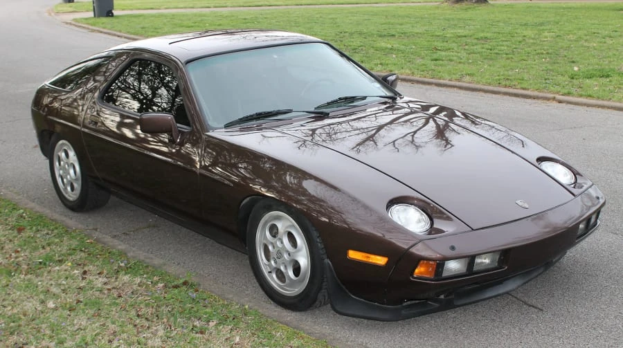 1982 Porsche 928 - Image 4 of 4