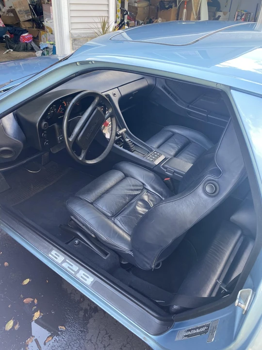 1982 Porsche 928 - Image 17 of 31