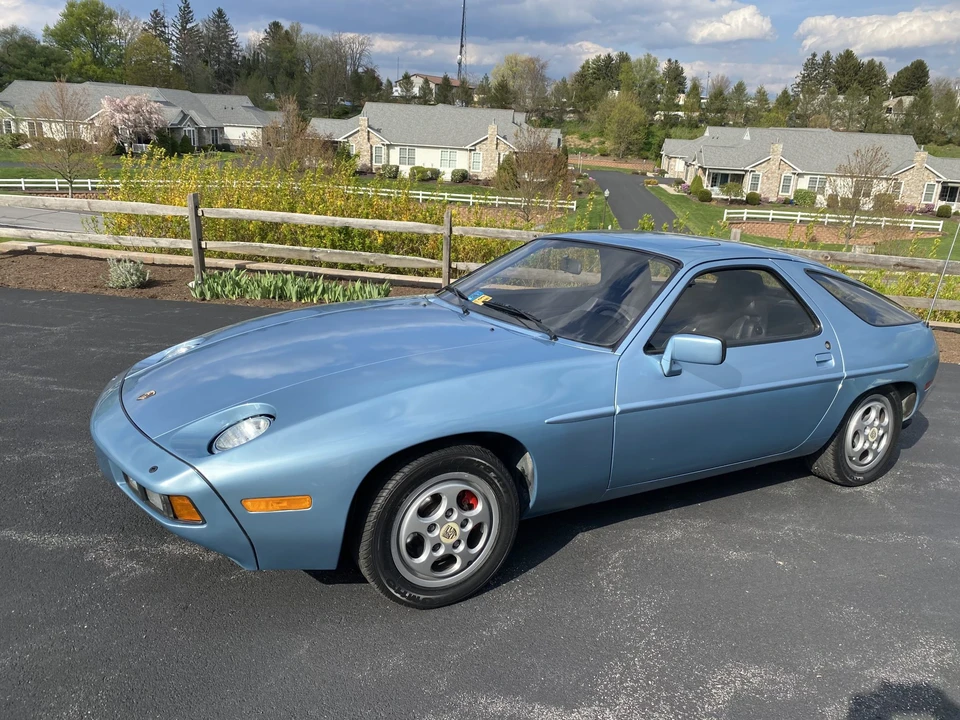 1982 Porsche 928 - Image 3 of 31