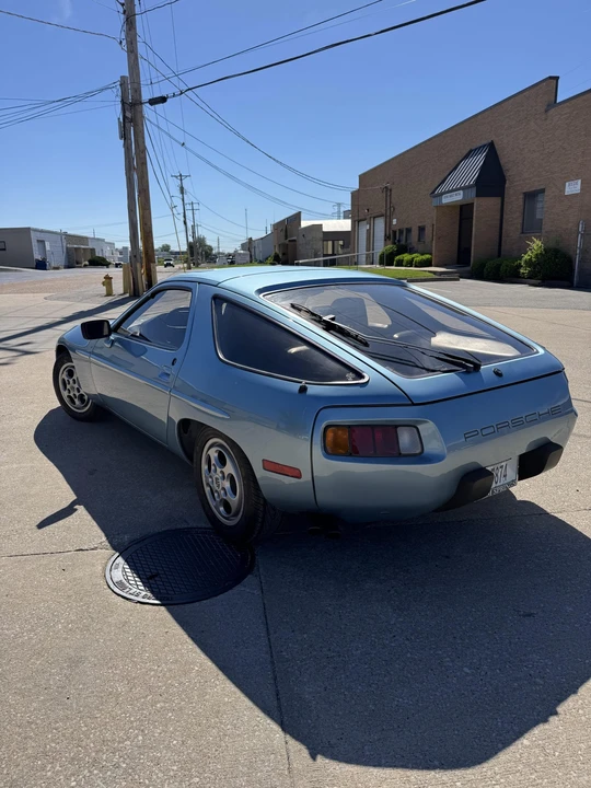 1982 Porsche 928 - Image 4 of 31