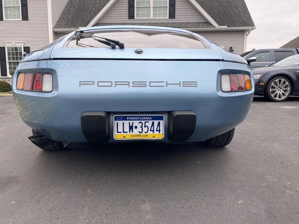 1982 Porsche 928 - Image 12 of 31
