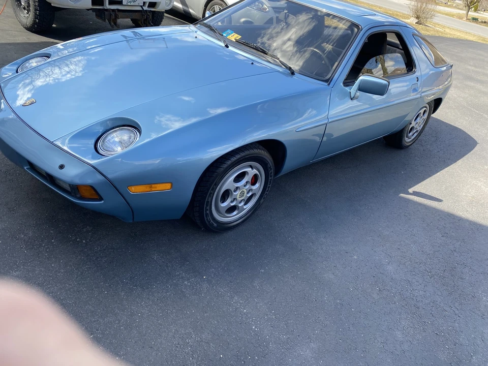 1982 Porsche 928 - Image 4 of 31