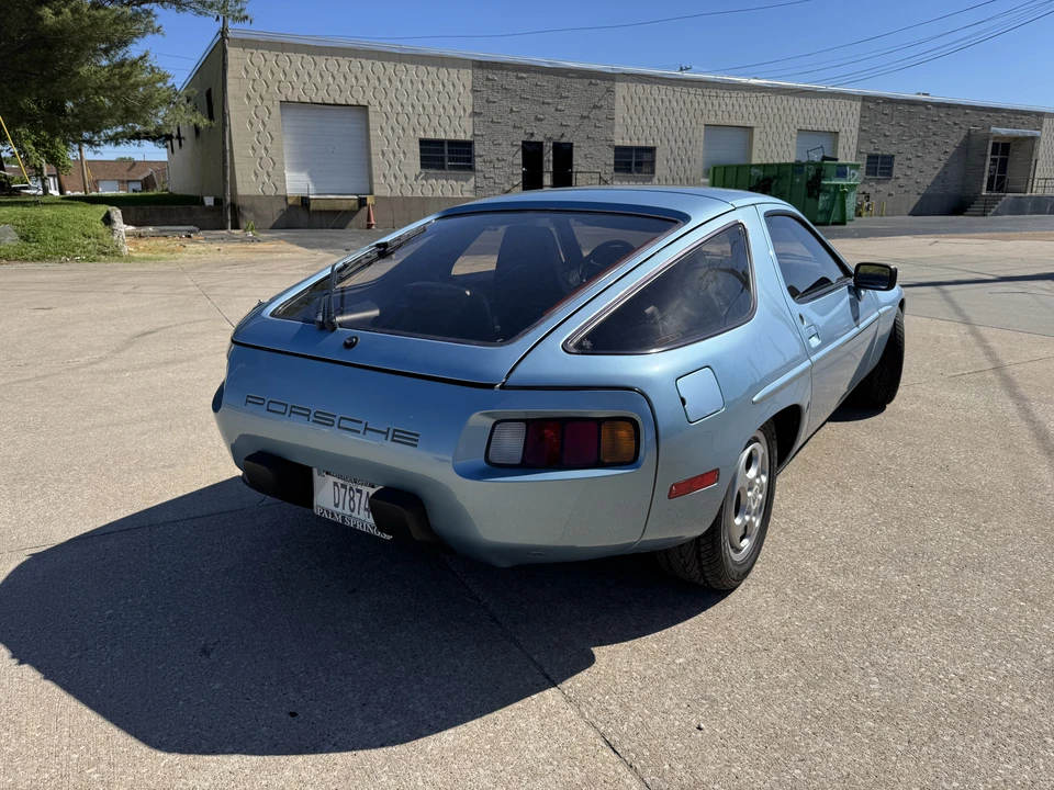 1982 Porsche 928 - Image 7 of 31