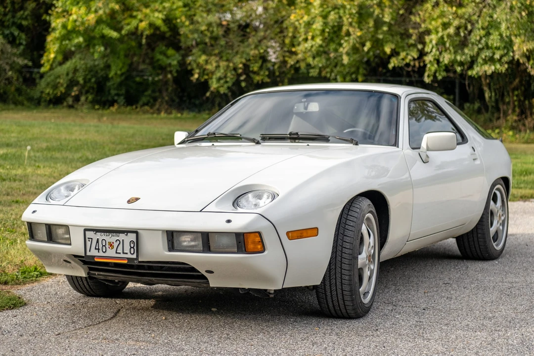 1982 Porsche 928 - Image 1 of 31