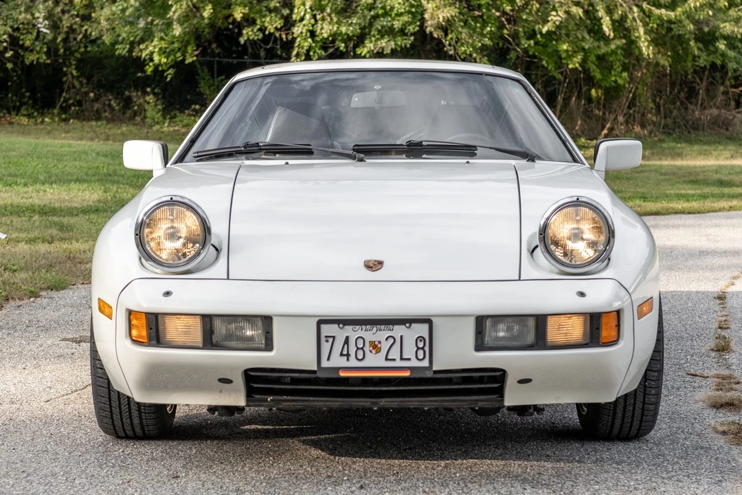 1982 Porsche 928 - Image 3 of 31