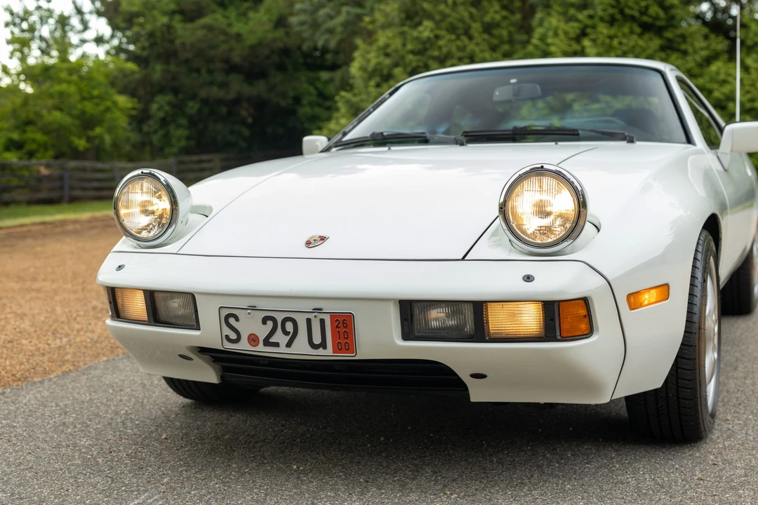 1982 Porsche 928 - Image 25 of 31