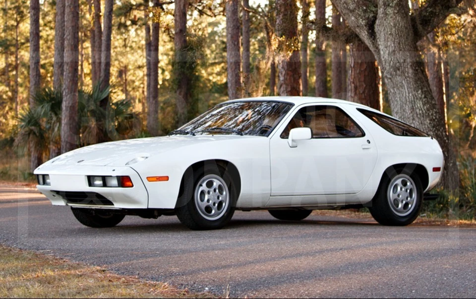 1982 Porsche 928 - Image 2 of 16