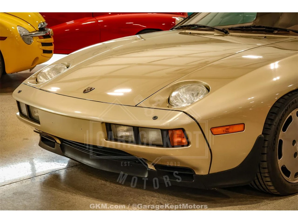 1982 Porsche 928 - Image 21 of 31