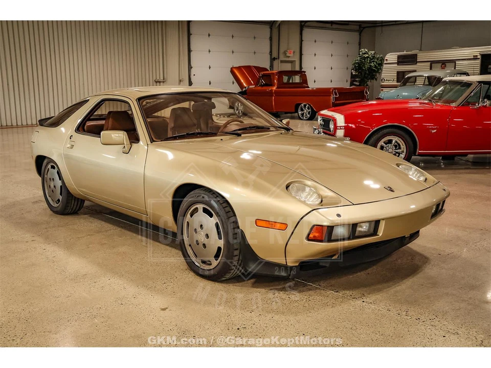 1982 Porsche 928 - Image 12 of 31