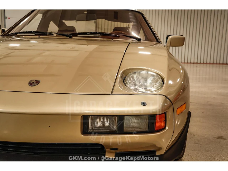 1982 Porsche 928 - Image 18 of 31