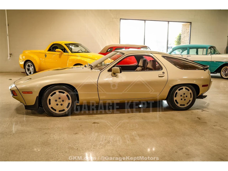 1982 Porsche 928 - Image 4 of 31