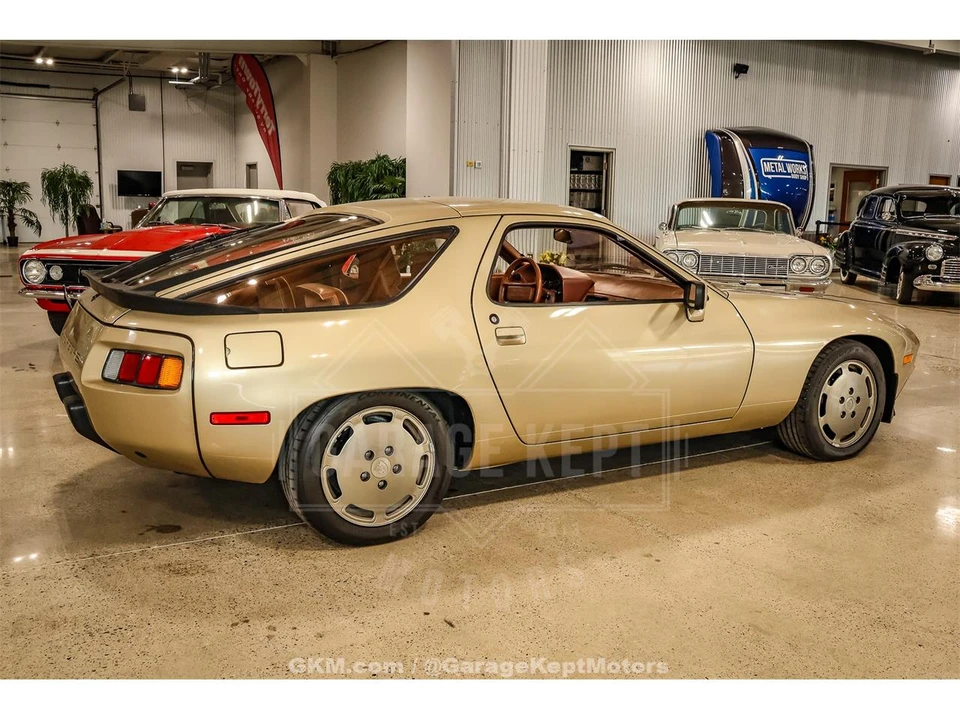 1982 Porsche 928 - Image 9 of 31