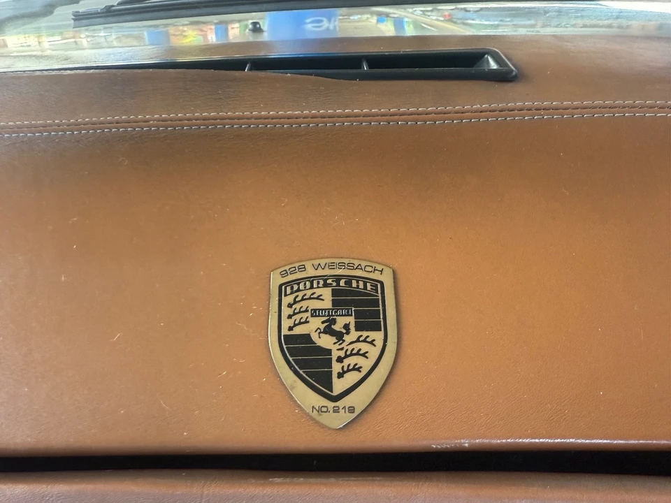 1982 Porsche 928 - Image 17 of 21