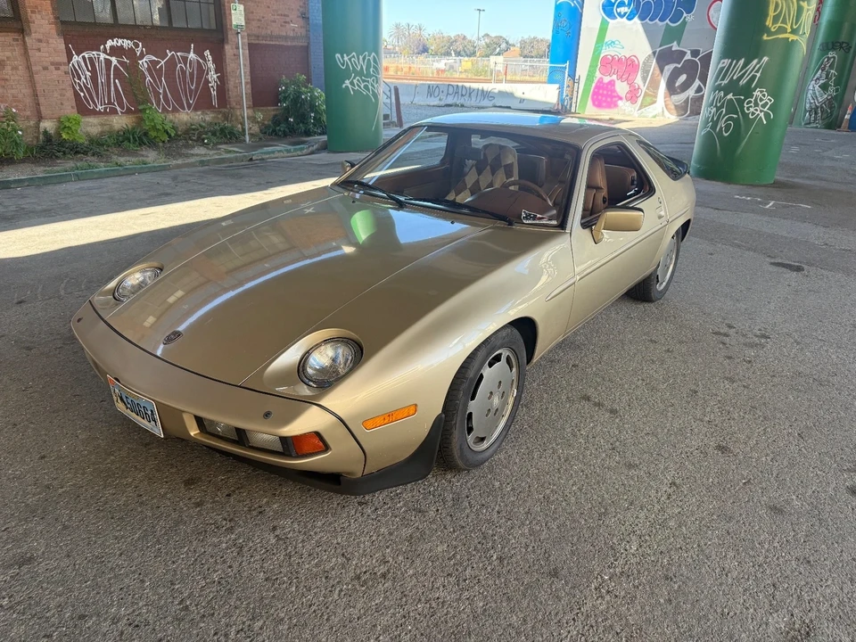 1982 Porsche 928 - Image 2 of 21