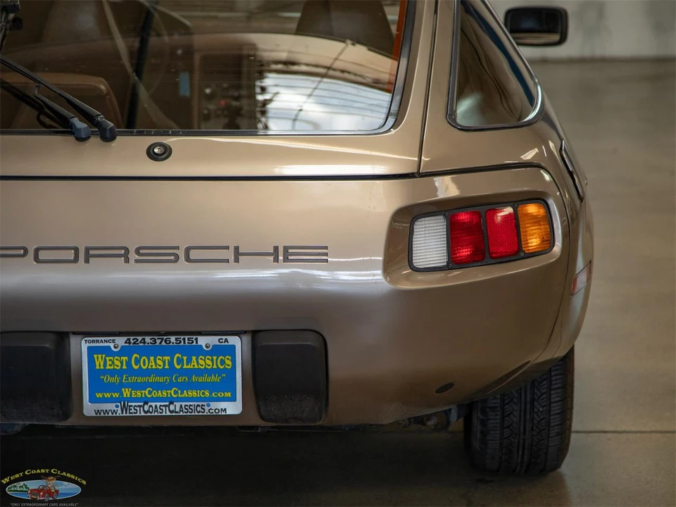 1982 Porsche 928 - Image 20 of 31